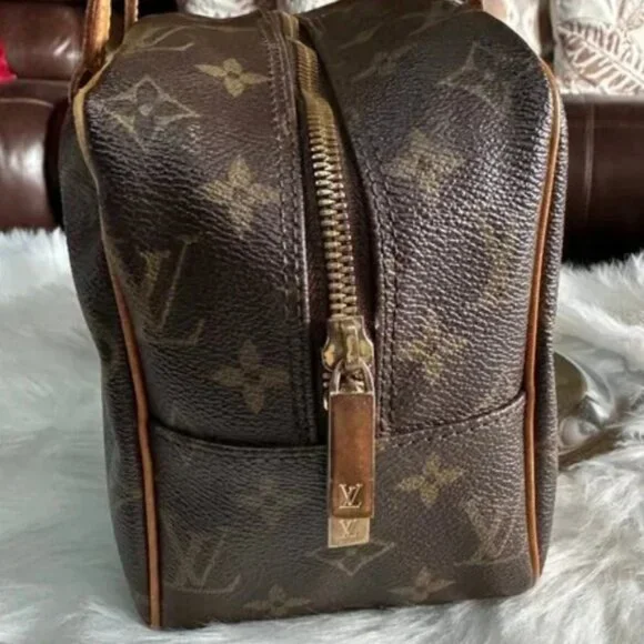 Louis Vuitton Monogram Cite MM Shoulder Bag With COA and Dusty - Picture 3 of 15